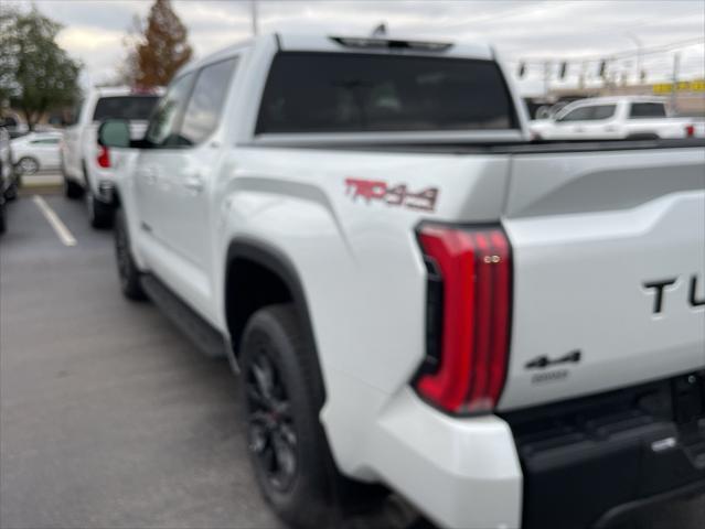 new 2024 Toyota Tundra car