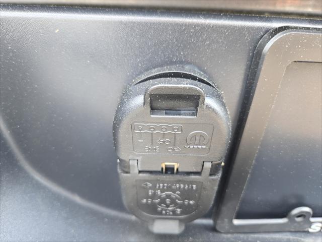 used 2020 Jeep Gladiator car, priced at $39,900