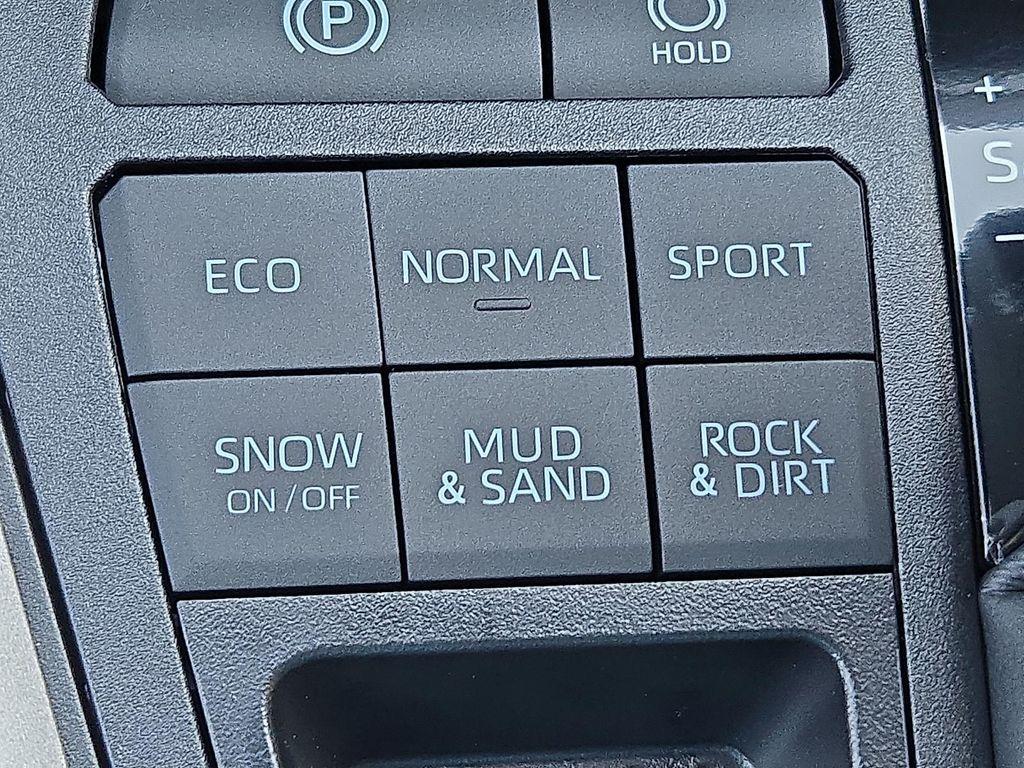 new 2025 Toyota RAV4 car