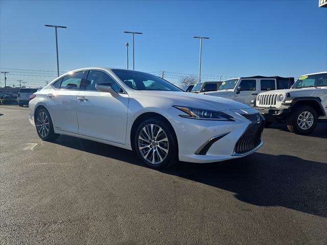 used 2020 Lexus ES 300h car, priced at $36,750