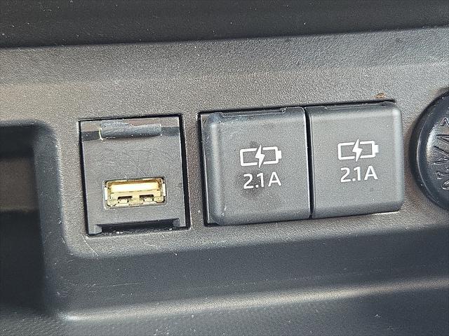 used 2021 Toyota Highlander car, priced at $29,800