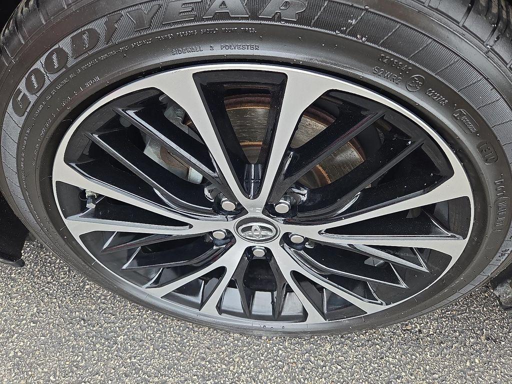 used 2018 Toyota Camry car, priced at $20,900