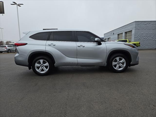 used 2023 Toyota Highlander car, priced at $36,500