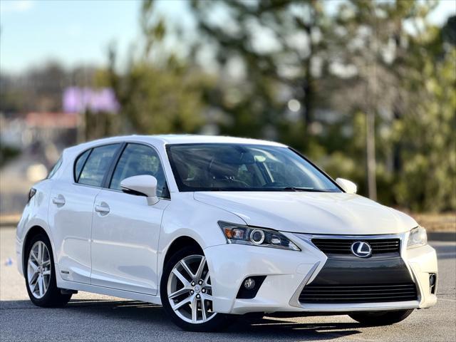 used 2015 Lexus CT 200h car, priced at $13,759