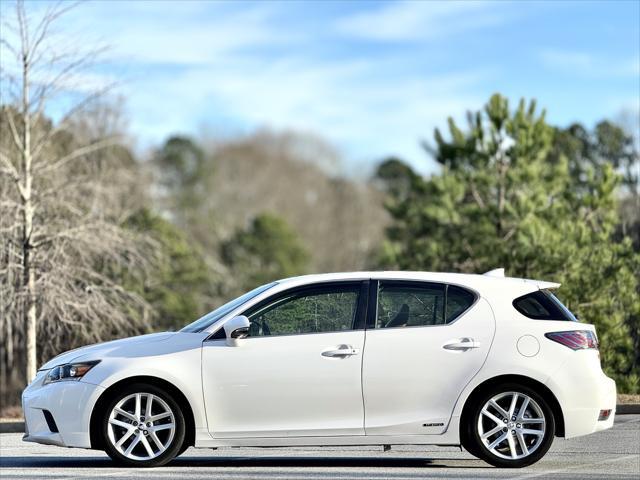 used 2015 Lexus CT 200h car, priced at $13,759