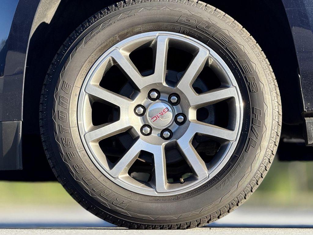 used 2019 GMC Yukon car, priced at $26,999