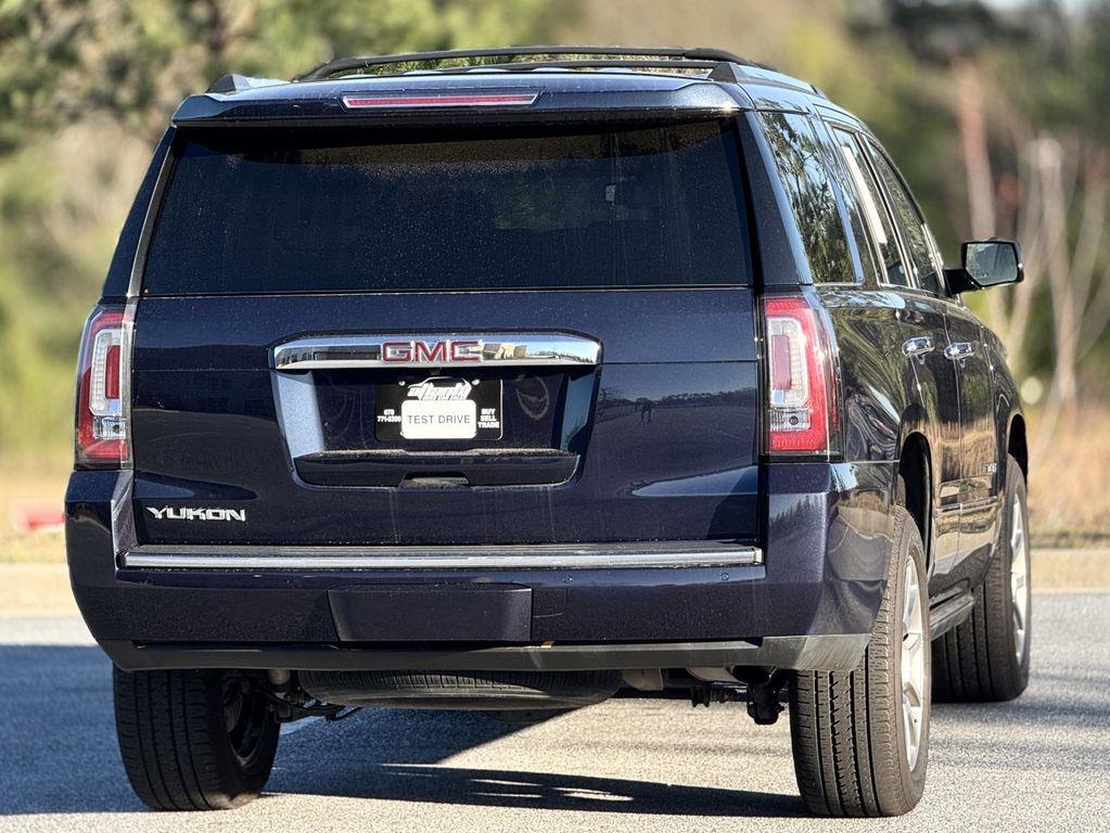 used 2019 GMC Yukon car, priced at $26,999
