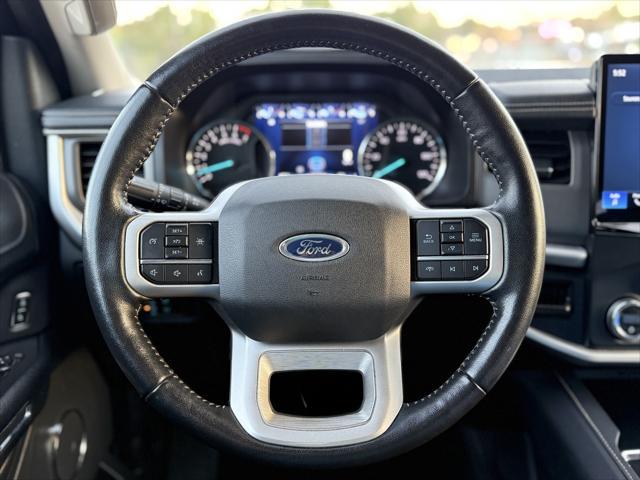 used 2022 Ford Expedition car, priced at $38,999