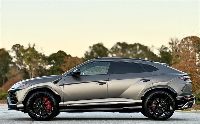 used 2021 Lamborghini Urus car, priced at $184,999