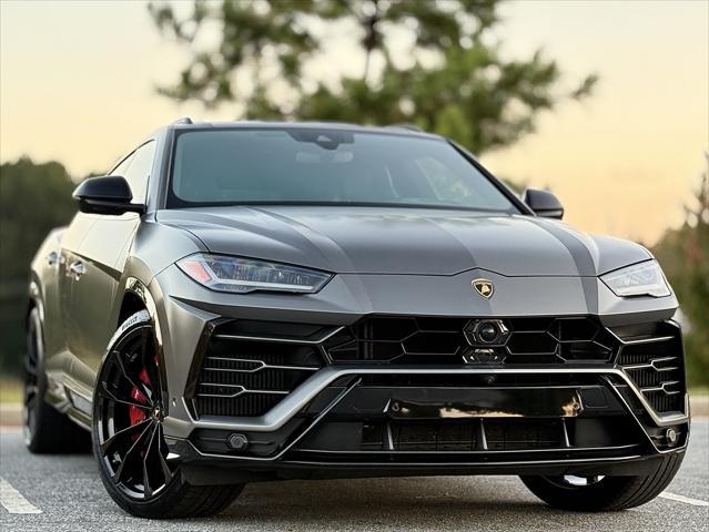 used 2021 Lamborghini Urus car, priced at $184,999