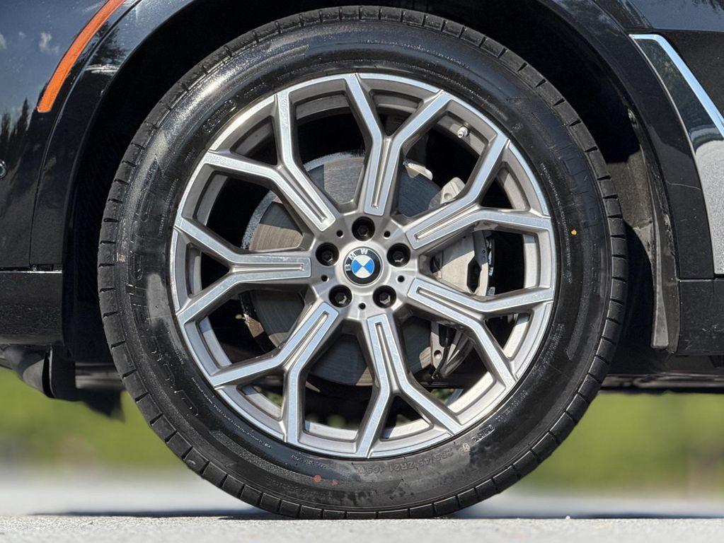 used 2021 BMW X7 car, priced at $32,389