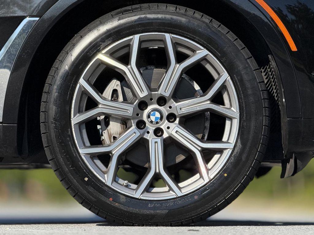 used 2021 BMW X7 car, priced at $32,389