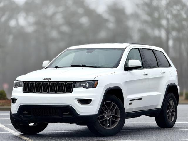 used 2016 Jeep Grand Cherokee car, priced at $15,489