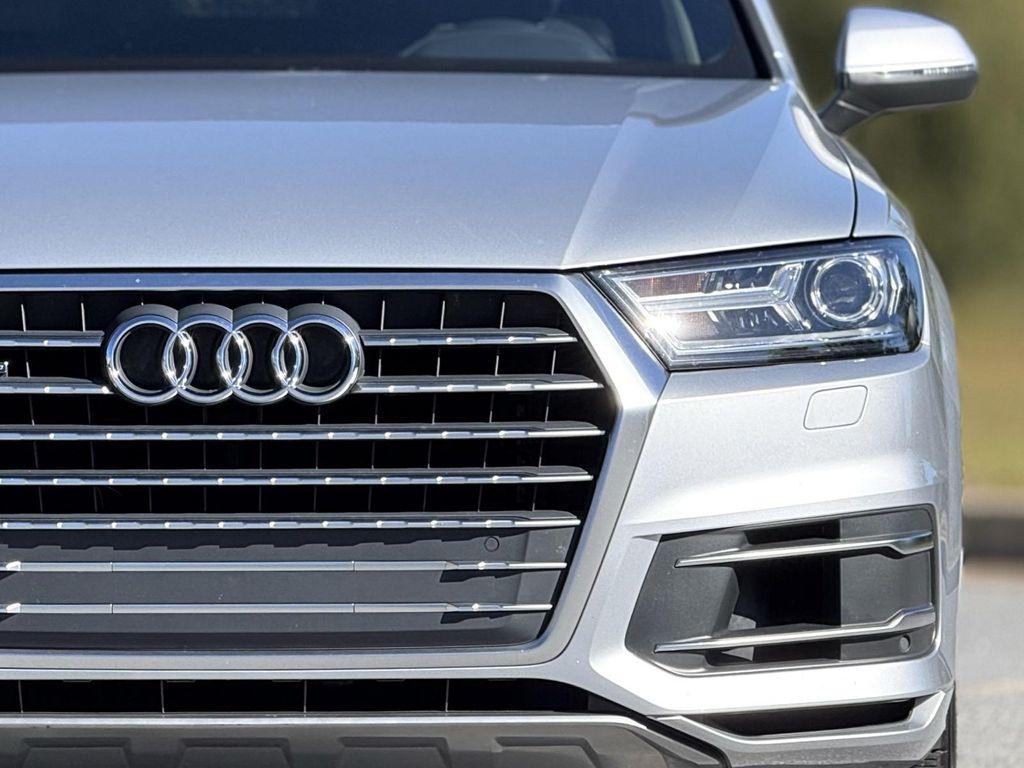 used 2018 Audi Q7 car, priced at $19,789