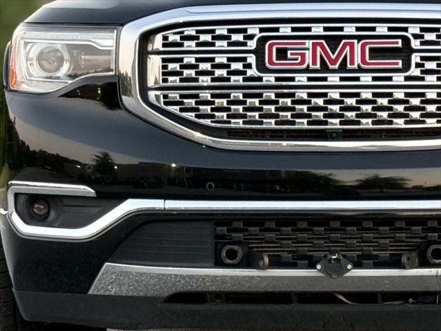 used 2017 GMC Acadia car, priced at $19,489