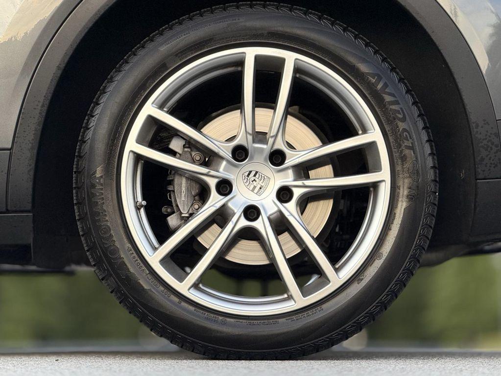used 2020 Porsche Cayenne car, priced at $36,089