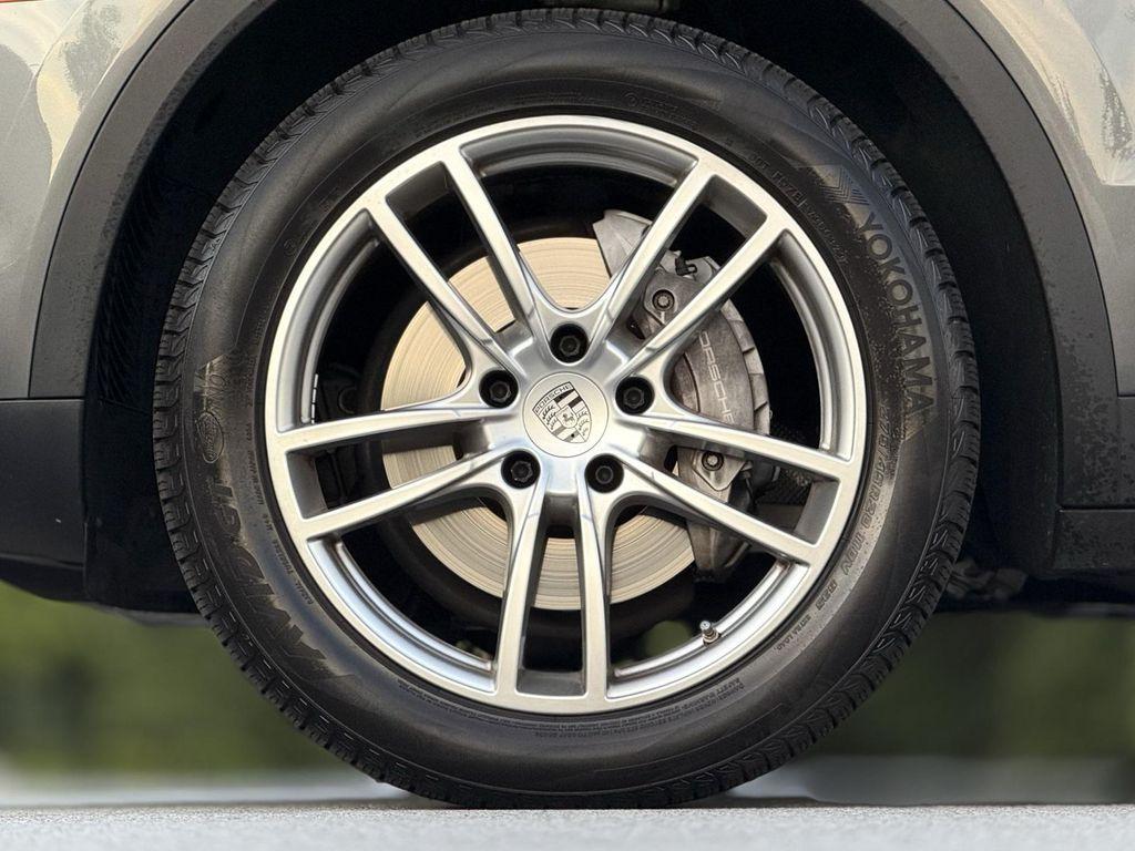 used 2020 Porsche Cayenne car, priced at $36,089