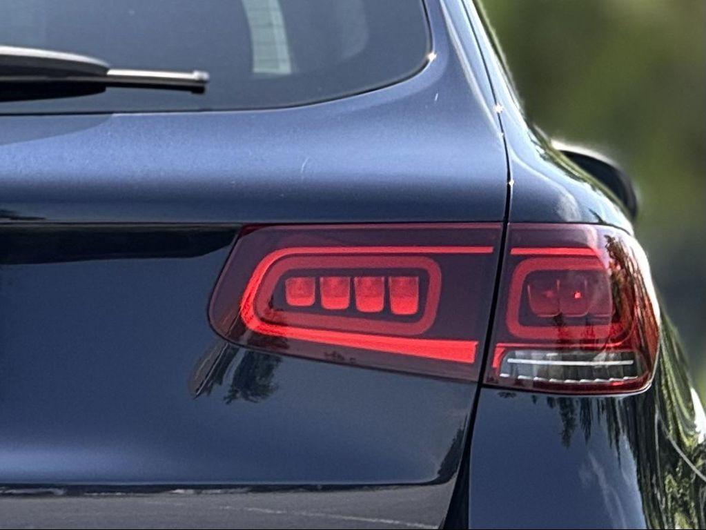 used 2021 Mercedes-Benz GLC 300 car, priced at $21,999