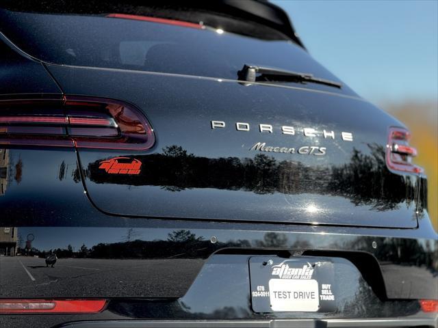 used 2018 Porsche Macan car, priced at $31,999