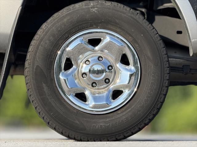 used 2015 Toyota Tacoma car, priced at $23,989