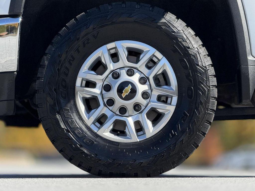 used 2020 Chevrolet Silverado 2500 car, priced at $38,999