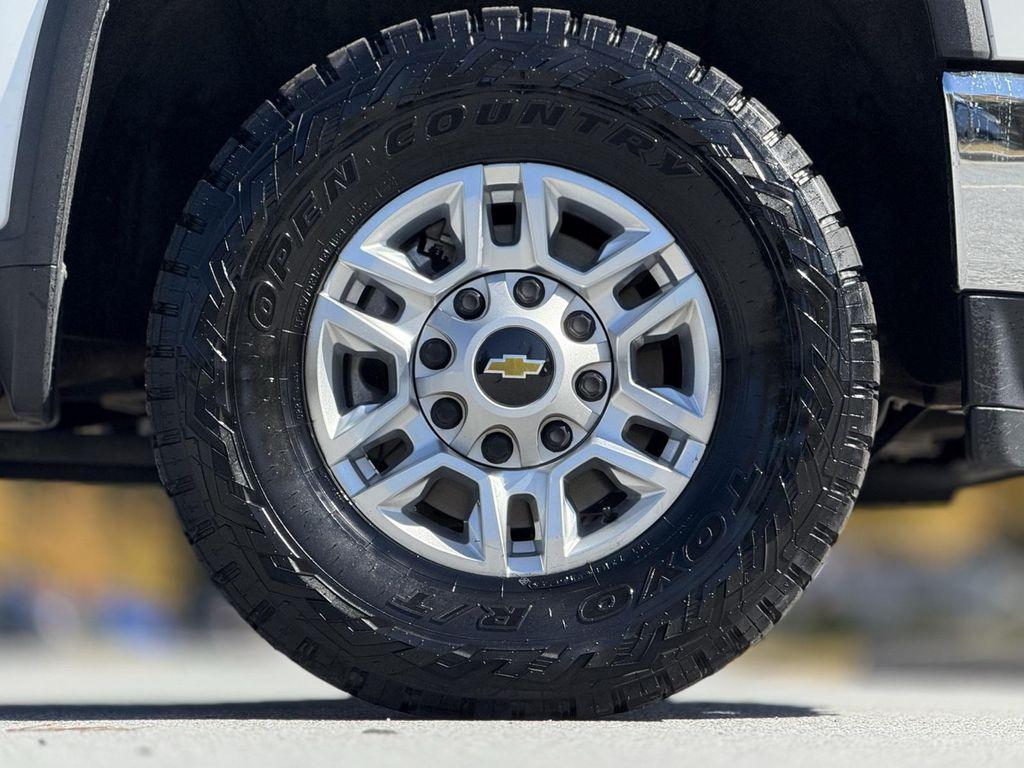 used 2020 Chevrolet Silverado 2500 car, priced at $38,999