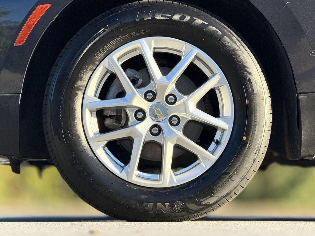 used 2022 Chevrolet Equinox car, priced at $17,539