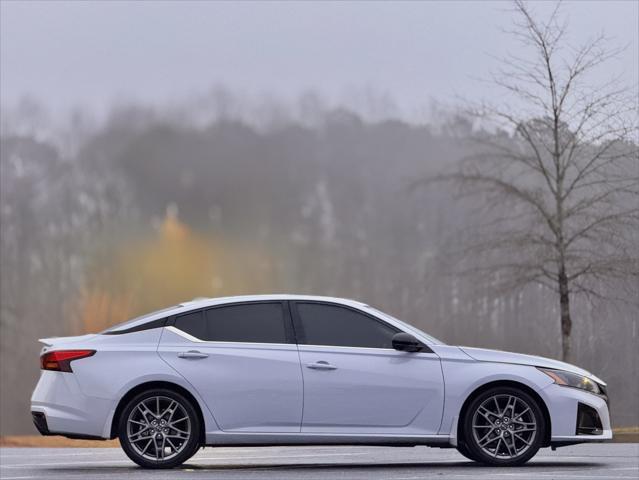 used 2023 Nissan Altima car, priced at $21,999