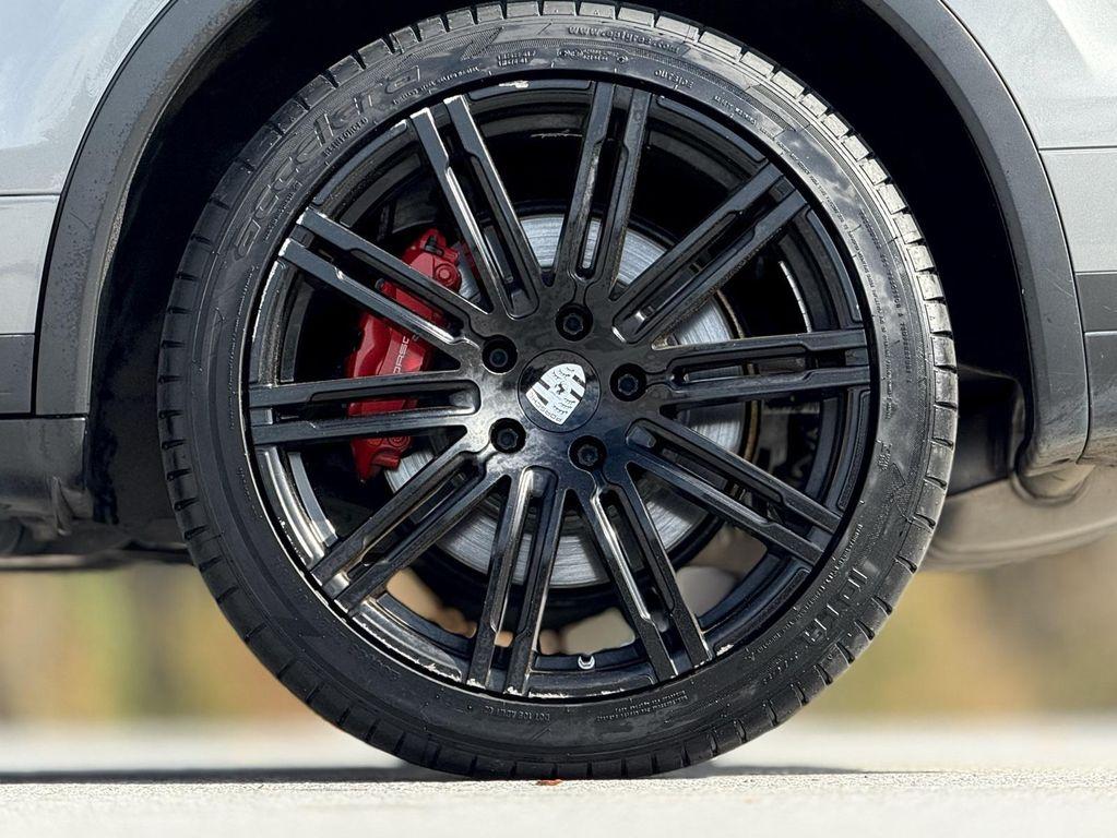used 2017 Porsche Cayenne car, priced at $36,789