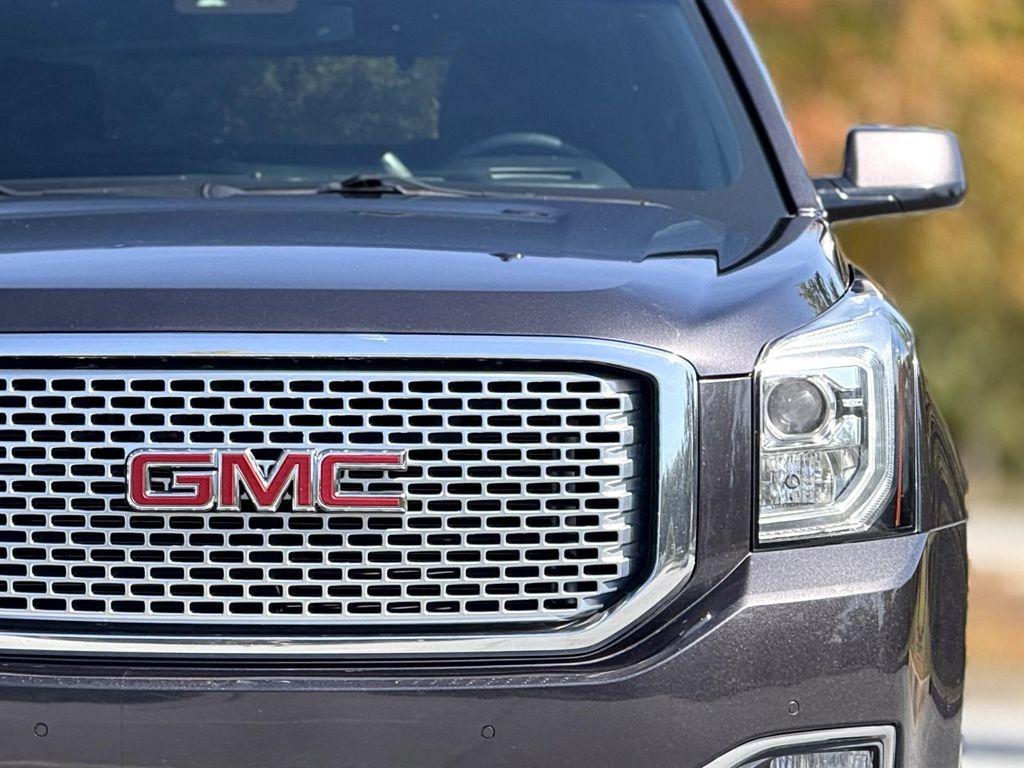 used 2017 GMC Yukon car, priced at $26,289