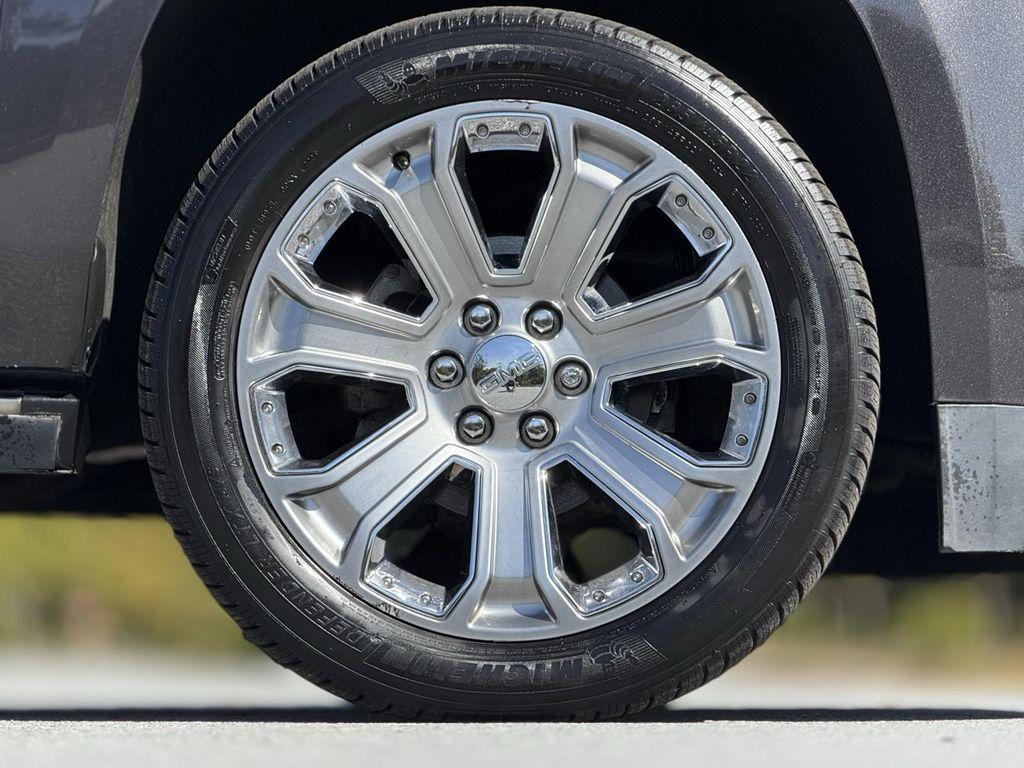 used 2017 GMC Yukon car, priced at $26,289