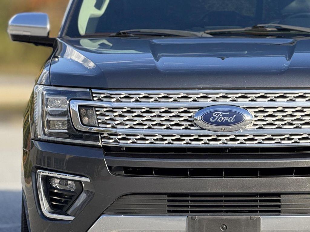 used 2018 Ford Expedition car, priced at $30,999