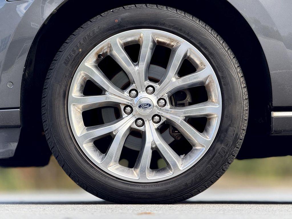 used 2018 Ford Expedition car, priced at $30,999