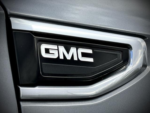 used 2021 GMC Yukon XL car, priced at $53,189