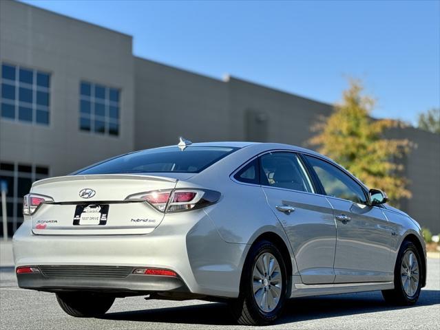 used 2016 Hyundai Sonata Hybrid car, priced at $10,789