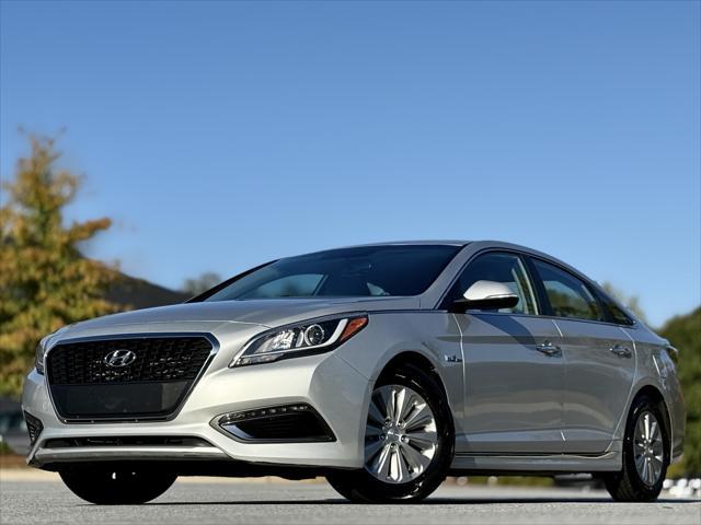 used 2016 Hyundai Sonata Hybrid car, priced at $10,789