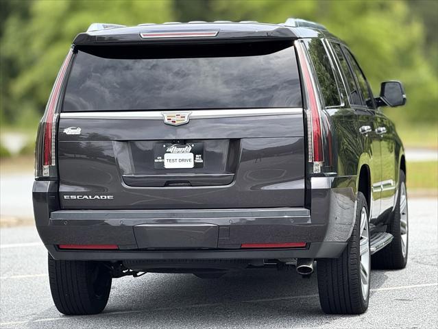 used 2017 Cadillac Escalade car, priced at $26,999