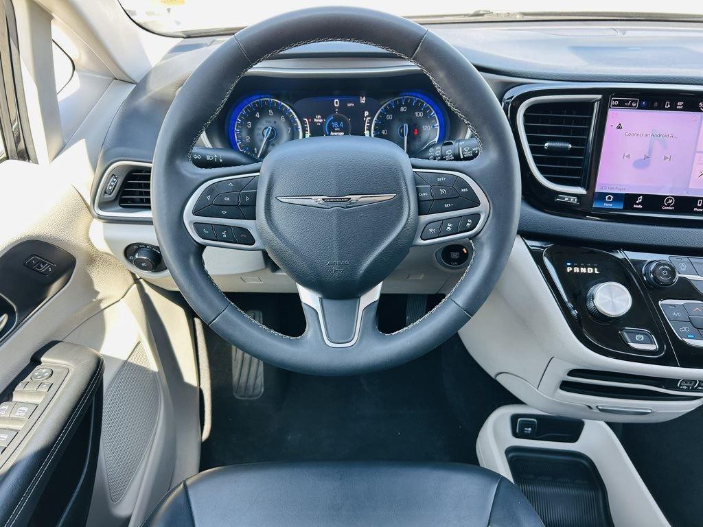 used 2023 Chrysler Pacifica car, priced at $24,900