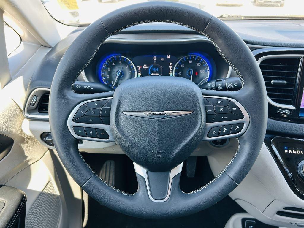 used 2023 Chrysler Pacifica car, priced at $24,900