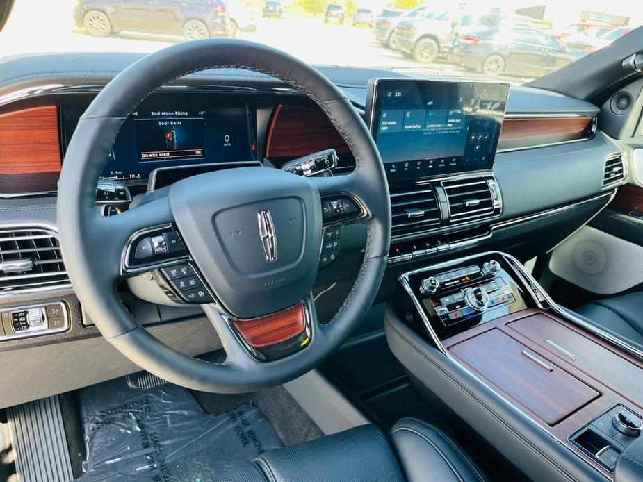 new 2024 Lincoln Navigator car, priced at $96,500