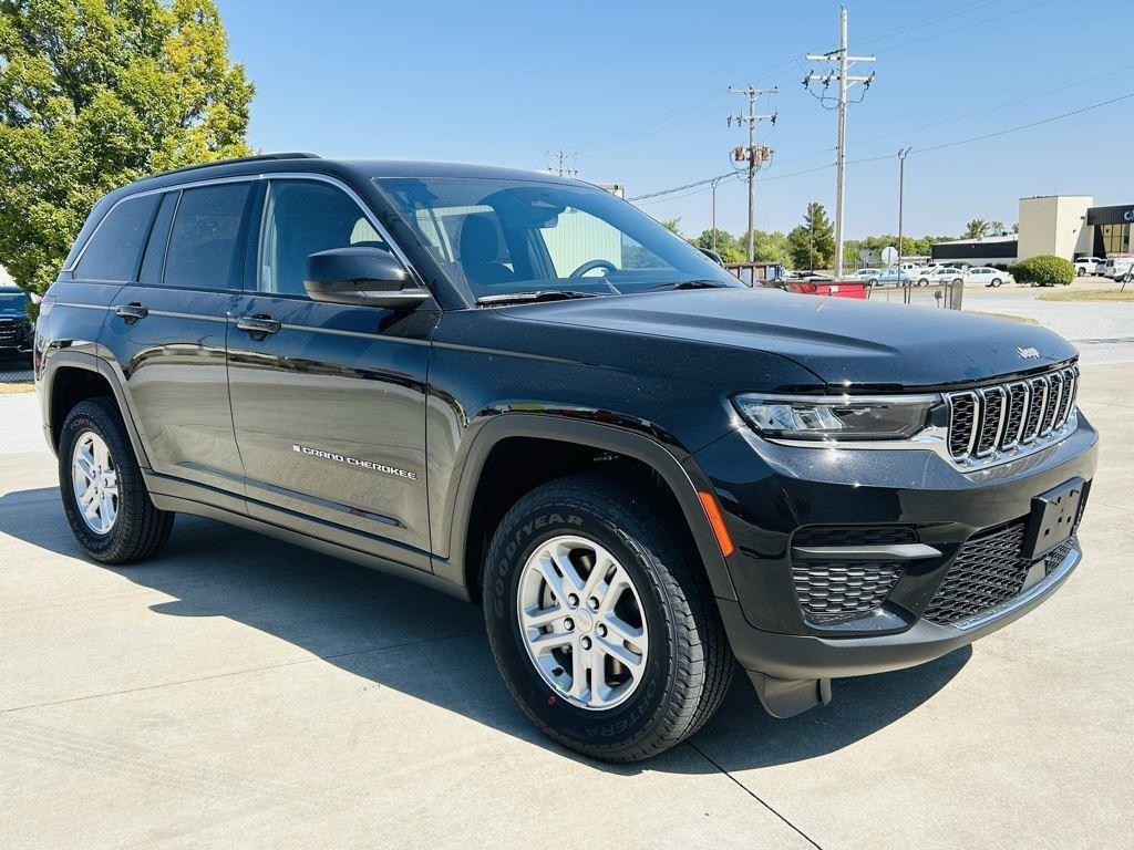 new 2025 Jeep Grand Cherokee car, priced at $41,625