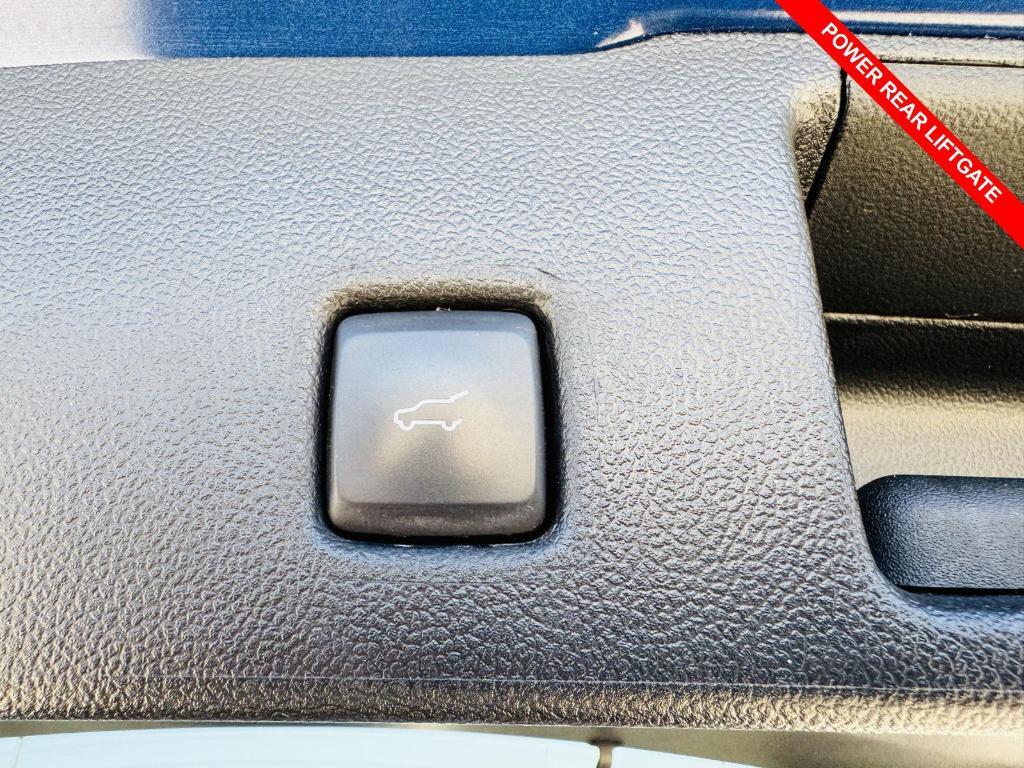 used 2022 Ford Escape car, priced at $22,900