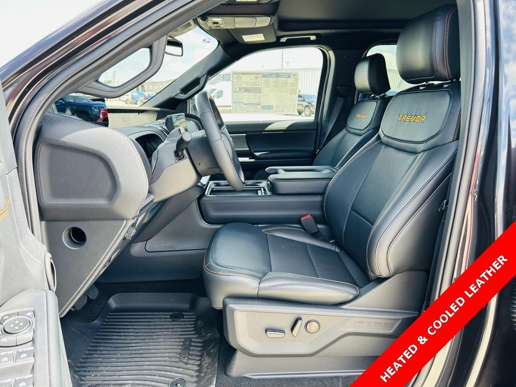 new 2025 Ford Expedition car, priced at $83,500