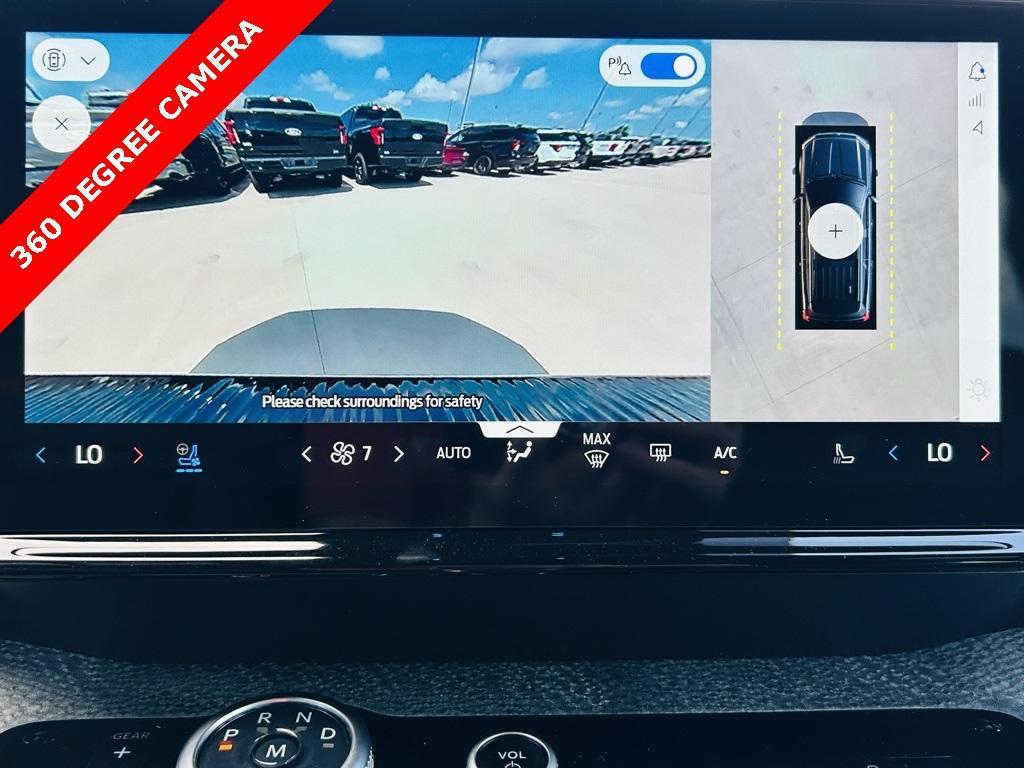 new 2025 Ford Expedition car, priced at $83,500