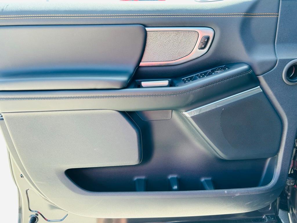 new 2025 Ford Expedition car, priced at $83,500