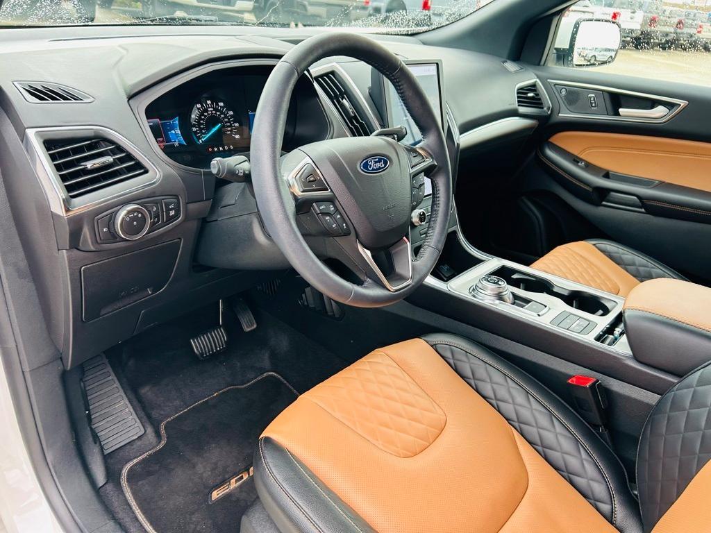 used 2024 Ford Edge car, priced at $36,600