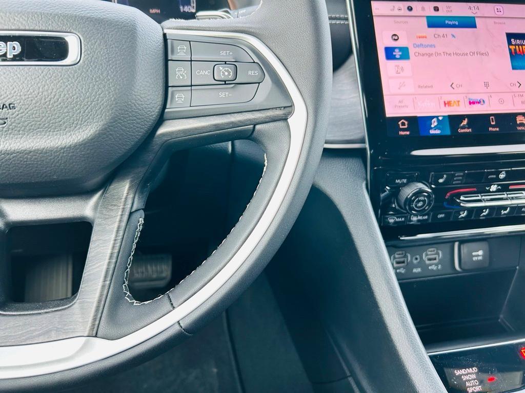new 2025 Jeep Grand Cherokee L car, priced at $45,710