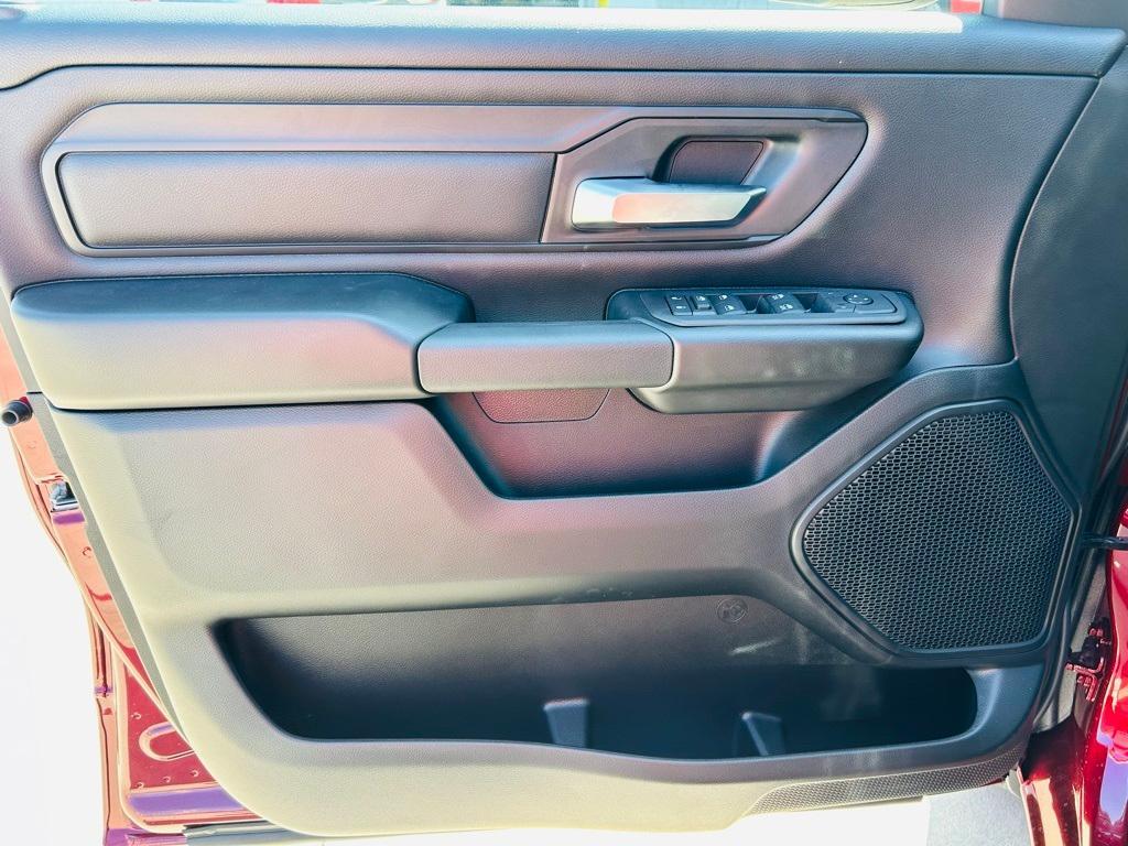 new 2025 Ram 1500 car, priced at $42,980