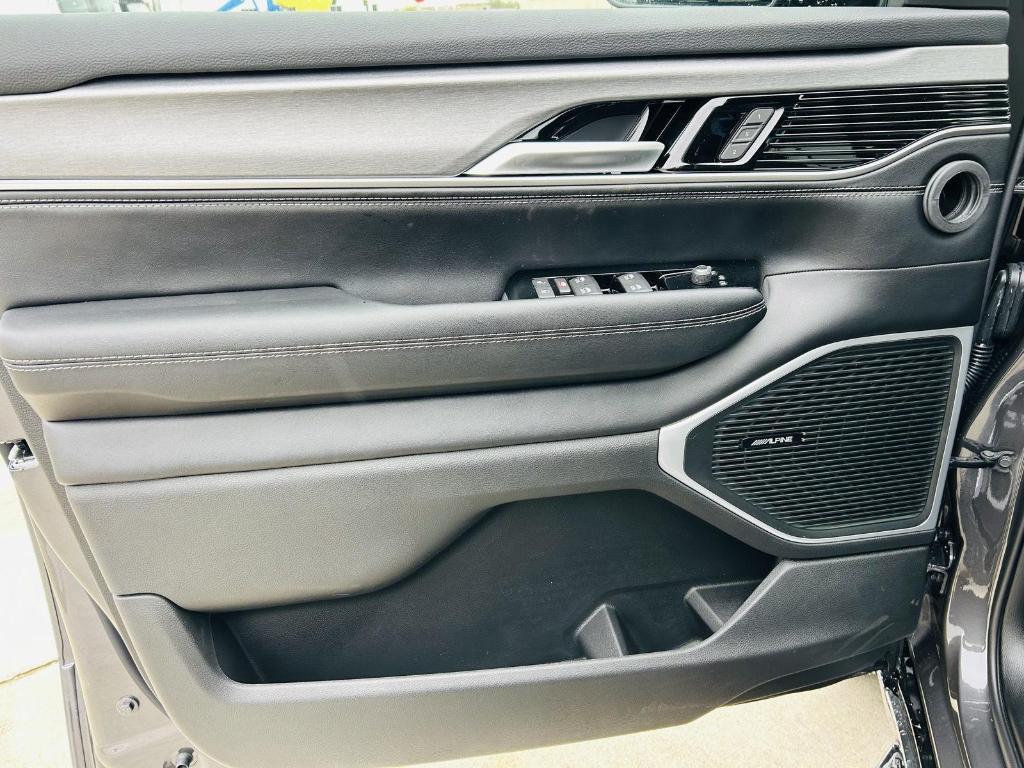 new 2025 Jeep Wagoneer car, priced at $62,030