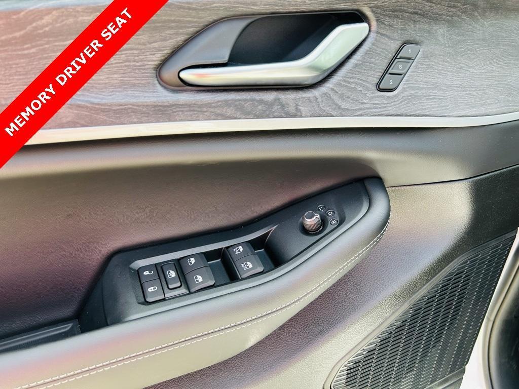new 2025 Jeep Grand Cherokee L car